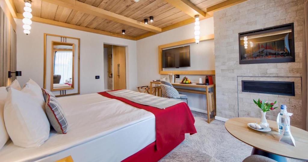 Alpin Resort Hotel Poiana Brasov Bagian luar foto