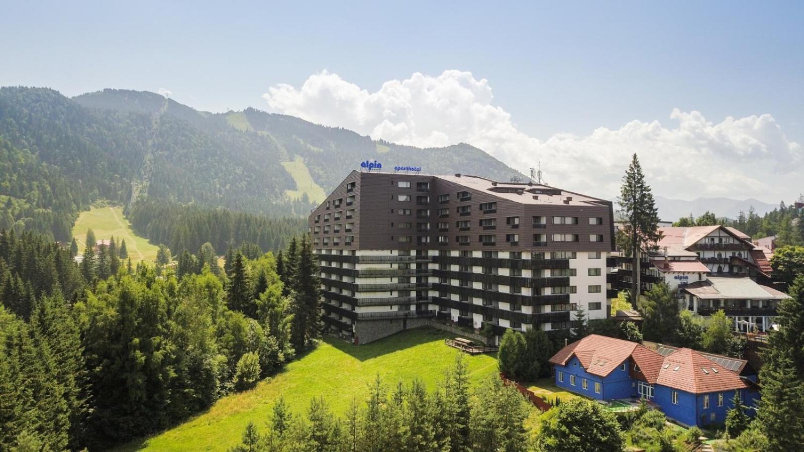 Alpin Resort Hotel Poiana Brasov Bagian luar foto